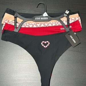 Nwt Women Steve Madden Women's Panties thongs set
